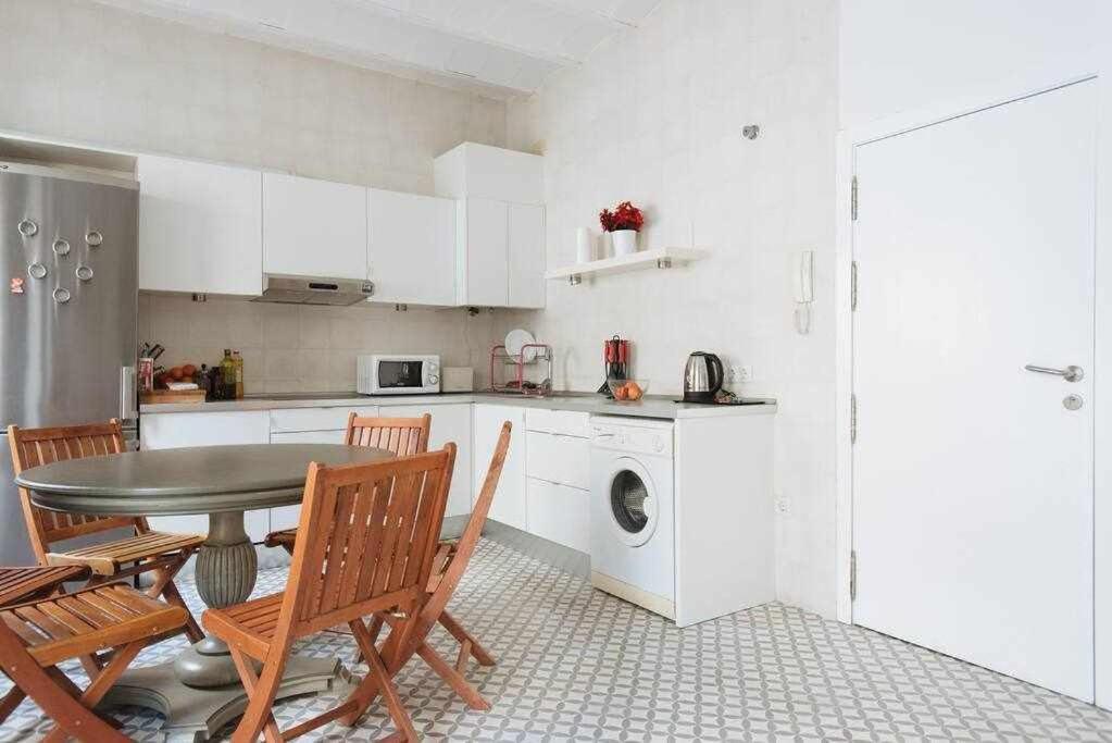 Apartamento Con Parking Jesus Del Gran Poder Севиля Екстериор снимка