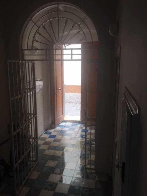 Apartamento Con Parking Jesus Del Gran Poder Севиля Екстериор снимка
