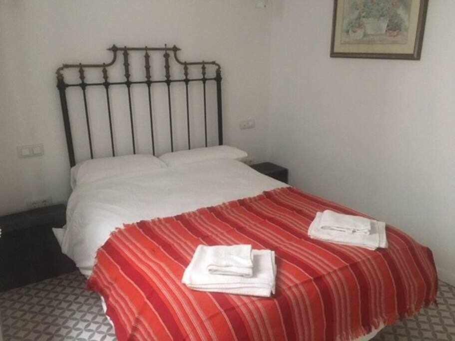 Apartamento Con Parking Jesus Del Gran Poder Севиля Екстериор снимка
