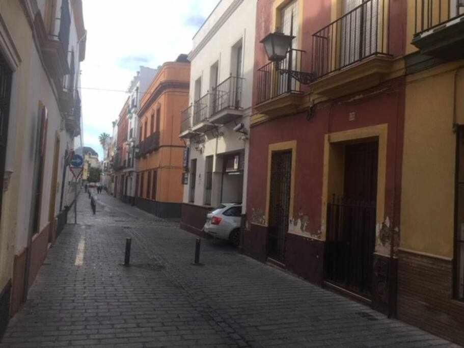 Apartamento Con Parking Jesus Del Gran Poder Севиля Екстериор снимка